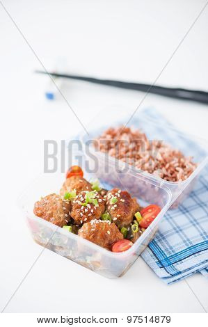 Clean Food Lunch Box