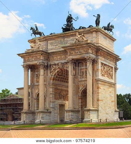 Arco Della Pace, Milan