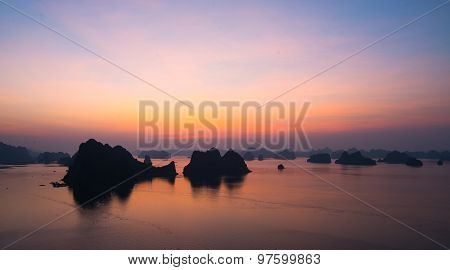 Beautiful seascape in sunrise in Ha Long Bay, Vietnam.