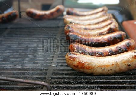 Salchichas a la parrilla 