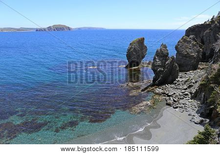 newfoundland skerwink trail, rocks in the sea