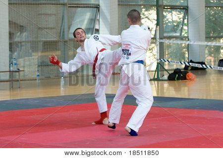 VALENCIA, Spanien - 8. juni: Deltagerne deltager i Jujitsu konkurrence 2010 europæiske po