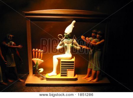이집트 인형입니다.