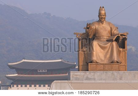 SEOUL SOUTH KOREA - OCTOBER 20, 2016: King Sejong monument Seoul Korea. King Sejoong was the fourth king of Joseon-dynasty Korea.