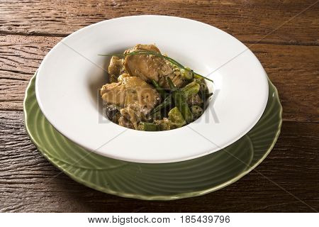 Frango Com Quiabo (portuguese For 