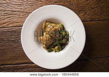 Frango Com Quiabo (portuguese For 