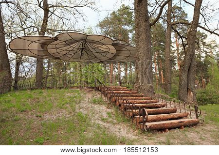Gomel, Belarus - 30 April, 2017: A Beautiful Architectural Solution. Arbor Without Walls On The Basi