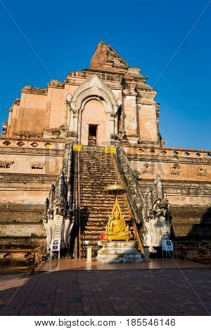 Wat Chedi Luang Buddhist Temple