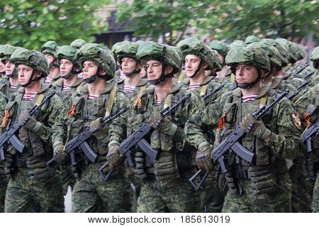 Donetsk Ukraine - May 9 2017: Infantrymen of the army of the Donetsk People's Republic at the military parade in honor of the anniversary of victory in the Second World War