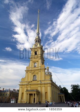 Kranz oben eine Kathedrale