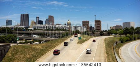 Roush hour traffic in the capital city of Atlanta