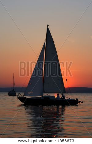 Barca nel tramonto 