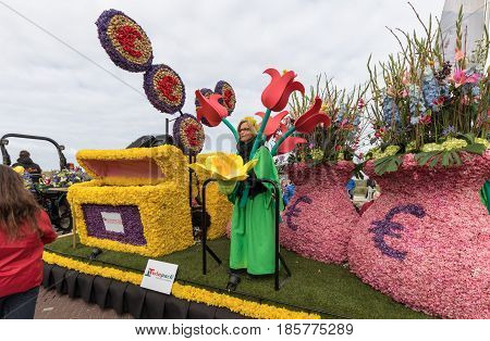 NOORDWIJK NETHERLANDS - 22 APRIL 2017: Platform with tulips and hyacinths during the traditional flowers parade Bloemencorso from Noordwijk to Haarlem in the Netherlands.