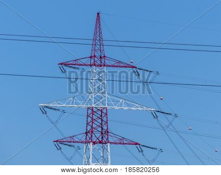 current keys of a high-voltage line