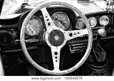 Paaren Im Glien, Germany - May 19: Cab Two-door Roadster Alfa Romeo Spider 1300 Junior (black And Wh
