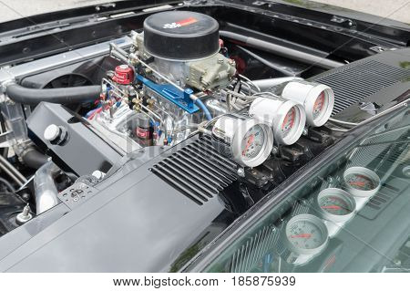 Lasd Motorsports Cuda Engine  On Display