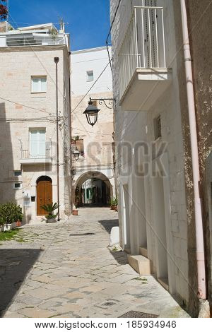 Perspective of alleyway of Monopoli. Puglia. Southern Italy.