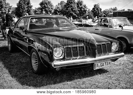 Paaren Im Glien, Germany - May 19: Mid-size Car Pontiac Grand Am, Black And White, 