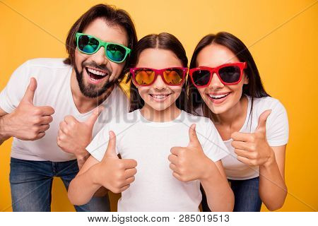 Close-up Portrait Of Nice Lovely Attractive Cheerful Glad People Having Fun Day Wearing Colorful Mod