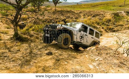 4X4 Mountain Path Driver Training