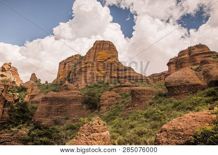 Los Terrones Is A National Park In Córdoba, Argentina. Its Red Eroded Rocks Create Amazing Shapes!