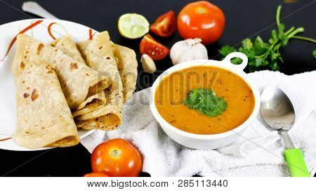 Tomato Sauce, Tomato Pickle, Tomato Kurma, Tomato Kurma With Chapati, Side Dishes For Dosa, Chapati