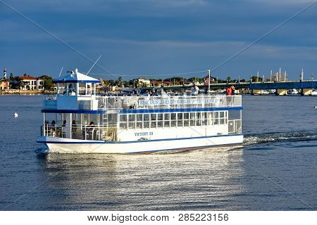 St. Augustine, Florida. January 26 , 2019 . Scenic Cruise Tour On Colorful Background. 2