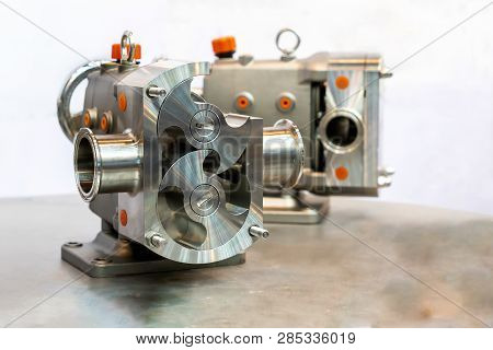 Close Up Cross Section Show Detail Inside Of High Technology And Quality Rotary Or Lobe Gear Vacuum 