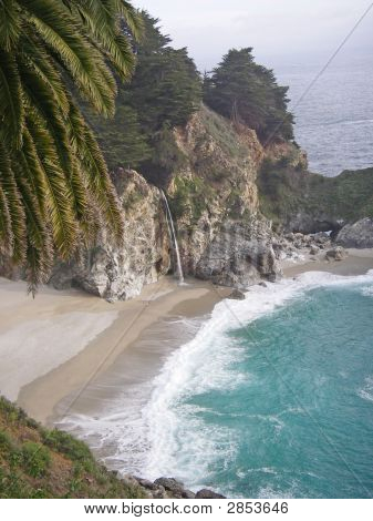 Big Sur-vesiputous