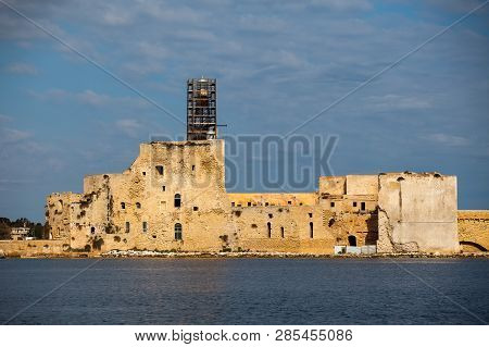 Alfonsino Castle, Located At The Entrance To The Port Of The Italian Town Of Brindisi, Is An Interes