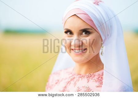 Beautiful Female Model In Traditional Bridal Costume.