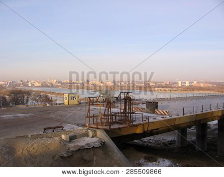 The Construction Of A New Bugrinskij Bridge The Erection O In Novosibirsk, The Construction Of Suppo