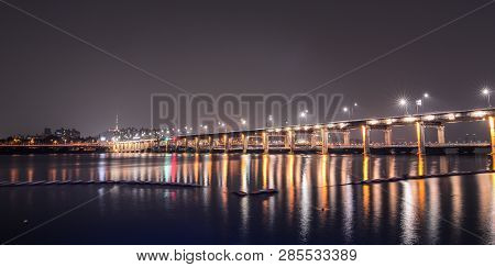 Banpo Bridge Rainbow Fountain
