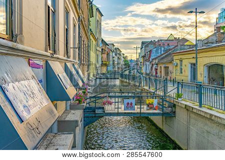 Cluj-napoca, Romania - September 16, 2018: Canalul Morii And The Andrei Saguna Pedestrian Street In 