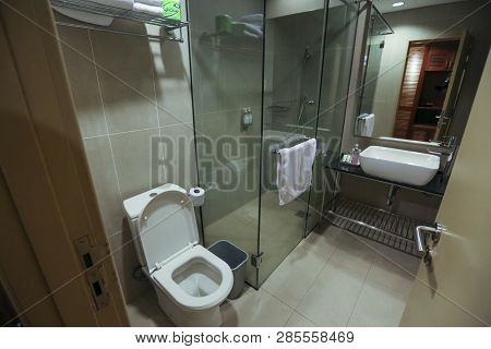 Belum Rainforest Resort