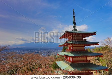 Chureito Pagoda At Arakura Sengen Shrine