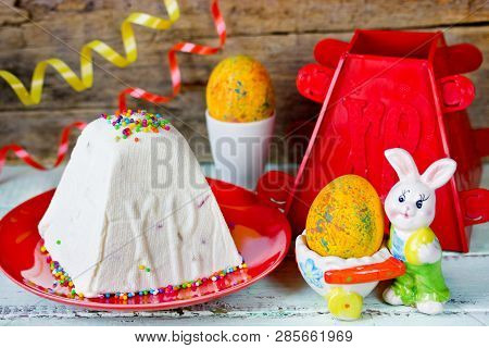 Traditional Easter Molded Cottage Cheese Dessert Paska