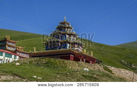Golden Stupa Of Yarchen Gar In Tibet