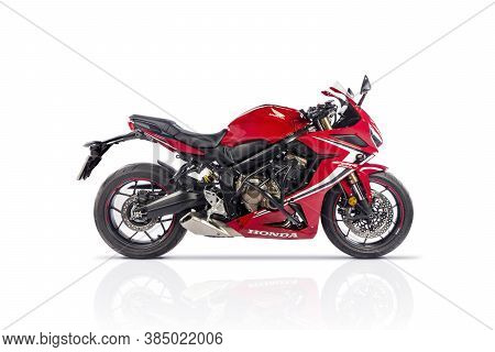 Sankt-petersburg, Russia Sptember 06 2020: Modern Red Sport Motorcycle Honda Cbr650r On White Backgr