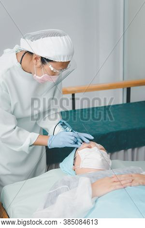 Eyebrow Tattoo Clinic Or Eyebrow Embroidery Clinic