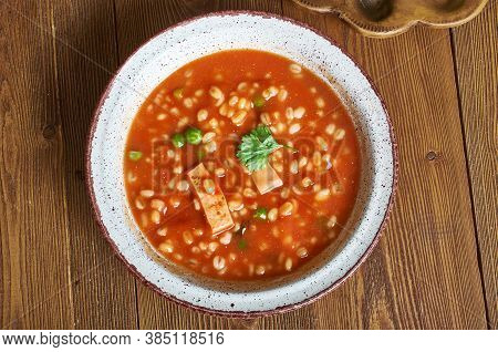 Sicilian Tomato Barley Soup