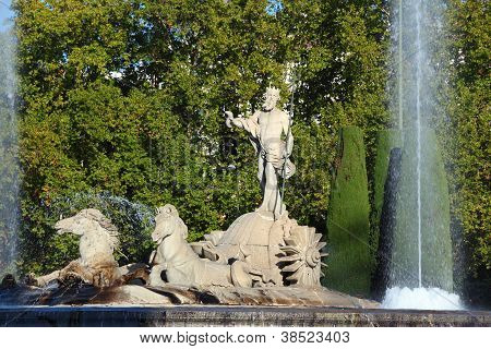 Fontana di Nettuno a Madrid