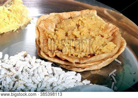 Suji Halwa With Puri Or Sooji Halwa In Plate