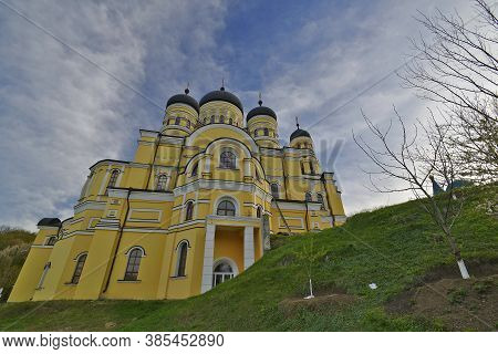 Traveling In Sunny Moldova. Hinku Monastery (full Name Ginkulsky Paraskevievsky Monastery) Was Found