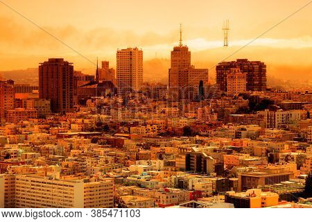 Smoky Orange Sky Of San Francisco Skyline. California Fires In September 2020 In United States. Wild