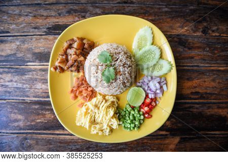 Rice Seasoned With Shrimp Paste Recipe / Rice Mixed With Shrimp Paste Thai Food
