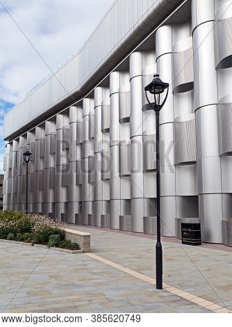 Bristol, Uk - August 12,  2015: The Life Sciences Building At The University Of Bristol Which Was De