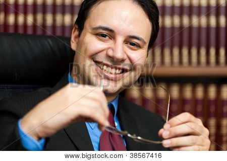 Retrato de joven abogado