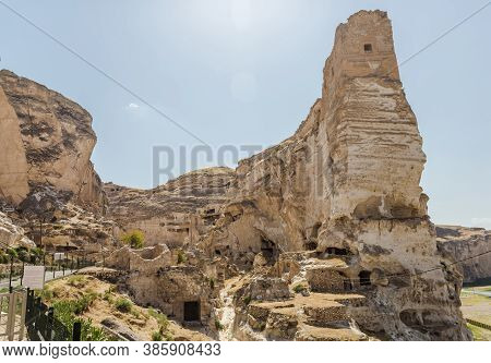 Panoramic View Of Hasankeyf Ancient Cave Houses, The Castle And The Citadel. Historic Ruins In Easte