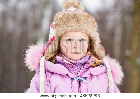 겨울 공원에서 소녀 상 박 골의 초상화